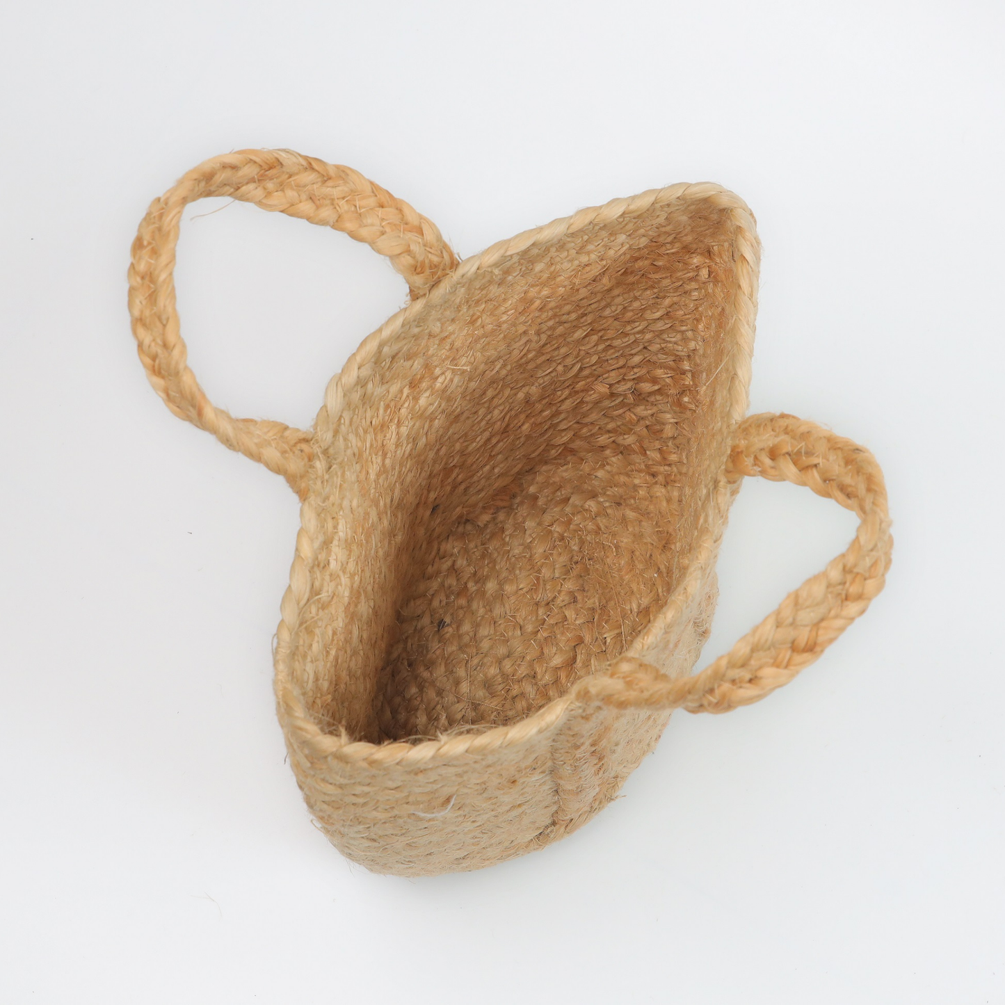 Jute Tote โ Natural, Stylish & Eco-Friendly" ๐ฟ