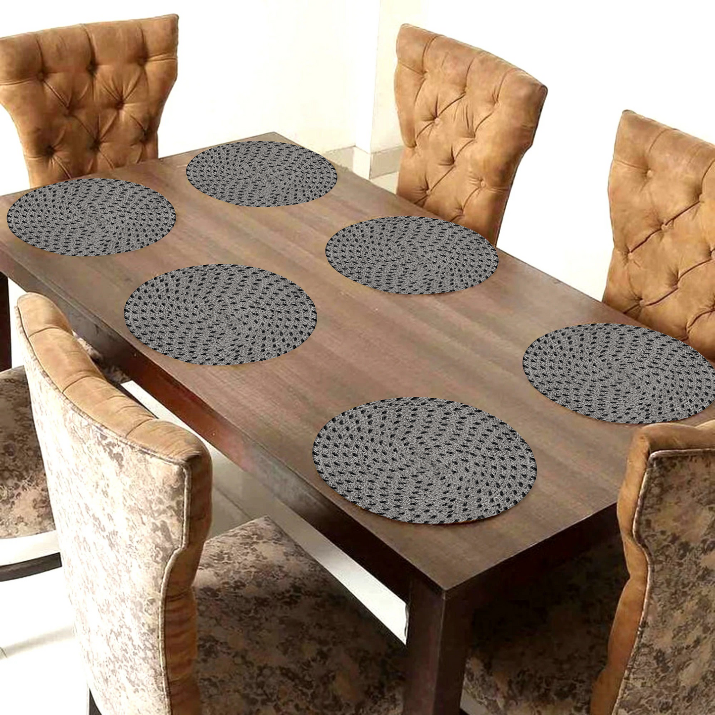 "Bright Polyester Runner Set – Modern, Durable, and Stylish Table Décor”